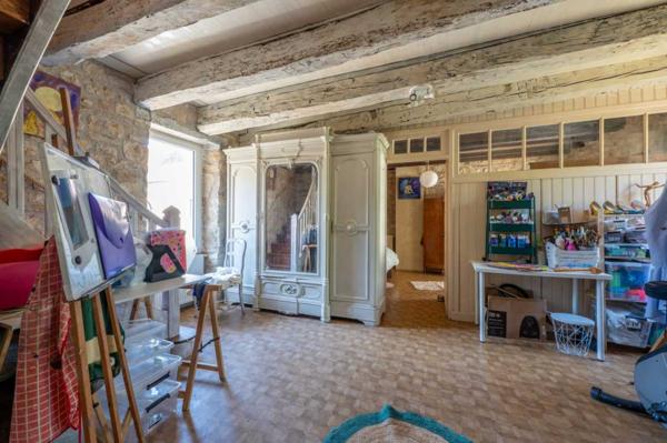 Maison ancienne - Labastide murat SECTEUR COEUR DE CAUSSE - Agréable Maison de village et dépendances avec bel espace jardin, garage