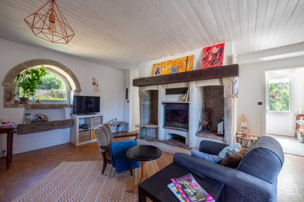 Maison ancienne - Labastide murat SECTEUR COEUR DE CAUSSE - Agréable Maison de village et dépendances avec bel espace jardin, garage