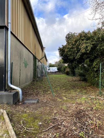 A LOUER : local d'activité 435 m² - LA CHAPELLE-SUR-ERDRE