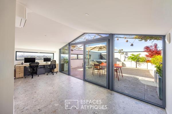Triplex contemporain avec terrasses et vue panoramique