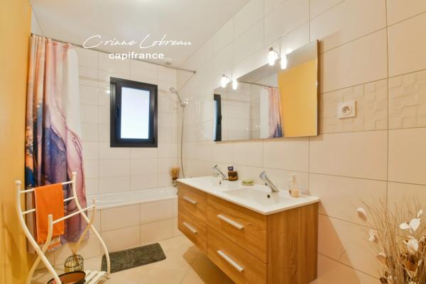 Maison de plain pied, à vendre 3 chambres