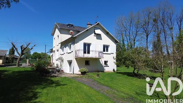 Maison à vendre 9 pièces 202 m² Saint-Yrieix-la-Perche