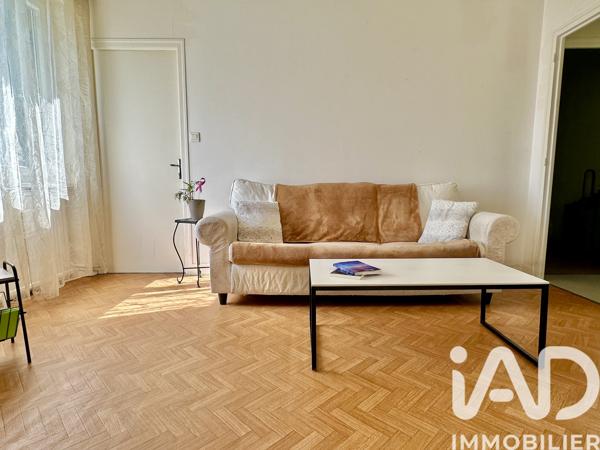 Maison à vendre 9 pièces 202 m² Saint-Yrieix-la-Perche