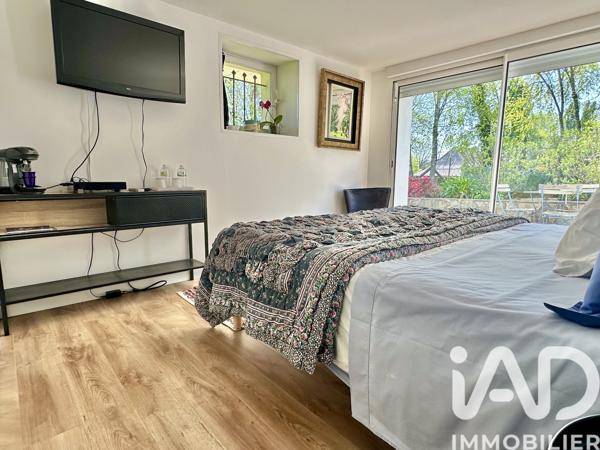 Maison à vendre 9 pièces 202 m² Saint-Yrieix-la-Perche