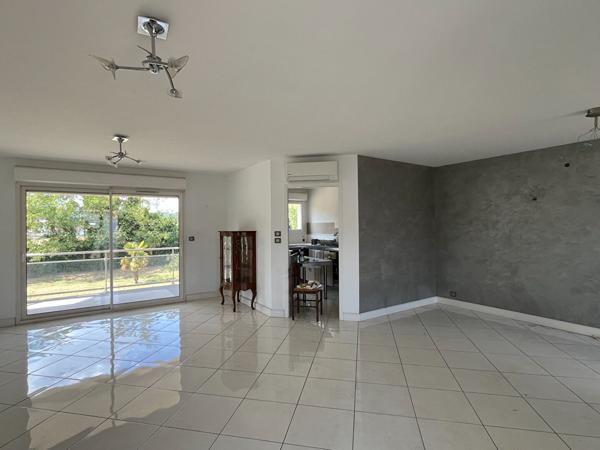 A vendre Maison avec 2 garages à Perigueux  24000