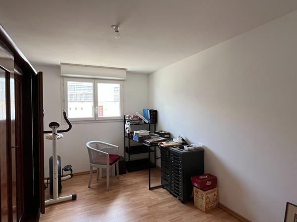 A vendre Maison avec 2 garages à Perigueux  24000