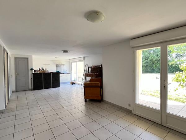 A vendre Maison avec 2 garages à Perigueux  24000