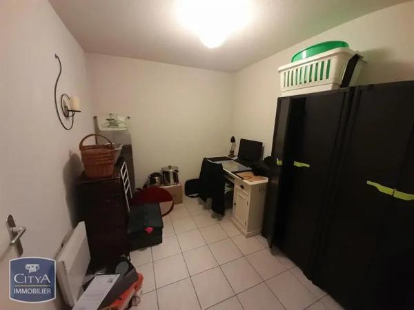 Appartement à louer 2 pièces 56.09m²