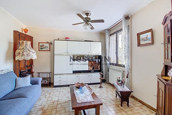 Maison familiale avec double habitation, piscine et grand jardin