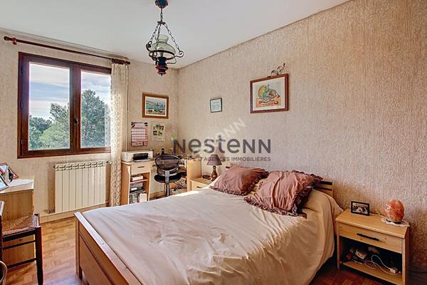 Maison familiale avec double habitation, piscine et grand jardin