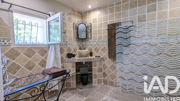 Maison à vendre 5 pièces 175 m² Morières-lès-Avignon