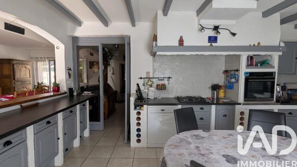 Maison à vendre 5 pièces 175 m² Morières-lès-Avignon