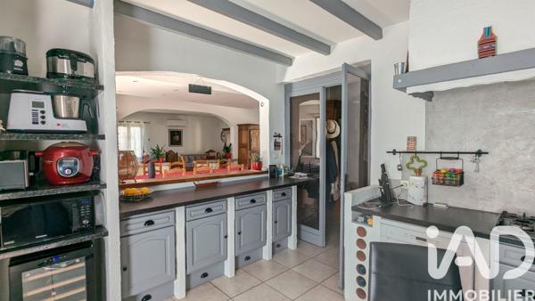 Maison à vendre 5 pièces 175 m² Morières-lès-Avignon