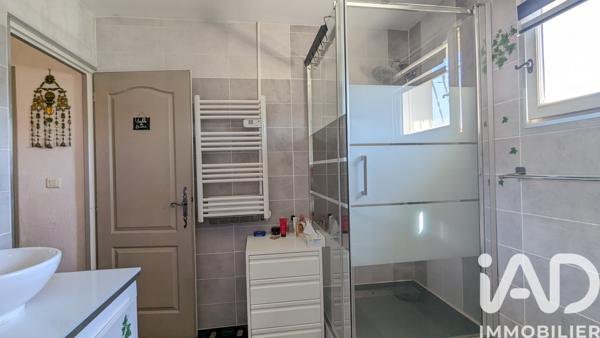 Maison à vendre 5 pièces 175 m² Morières-lès-Avignon