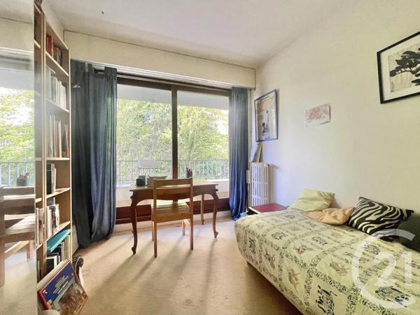 Appartement F6 à vendre  6 pièces - 122,90 m 2   ST GERMAIN EN LAYE  - 78