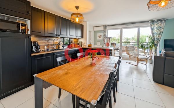 Appartement à vendre    3 pièces • 75,43 m2 Toulon