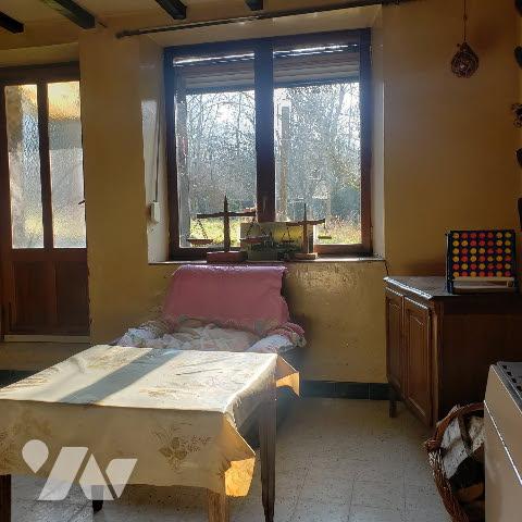 Maison à usage d'habitation située à HARGNIES (08170), 13 Place de Launet