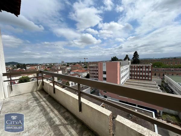 Appartement à louer 3 pièces 71.74m² Agen (47000)