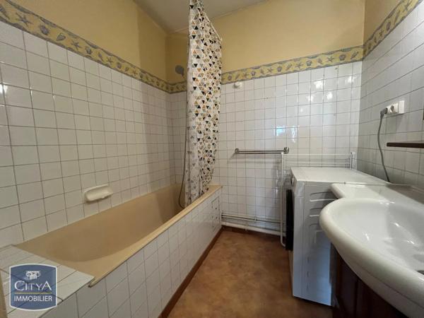Appartement à louer 3 pièces 71.74m² Agen (47000)