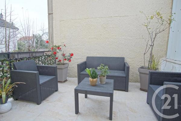 Maison à vendre  4 pièces - 58,30 m 2   CHOISY LE ROI  - 94