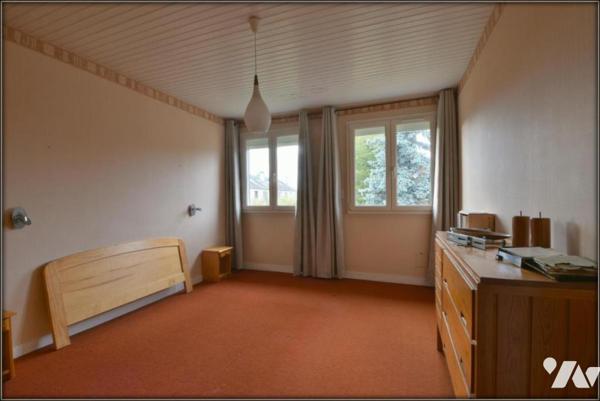 MAISON 5 CHAMBRES LE RHEU CENTRE JARDIN  GARAGE