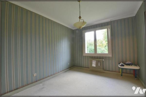 MAISON 5 CHAMBRES LE RHEU CENTRE JARDIN  GARAGE