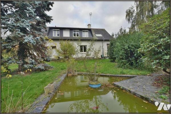 MAISON 5 CHAMBRES LE RHEU CENTRE JARDIN  GARAGE