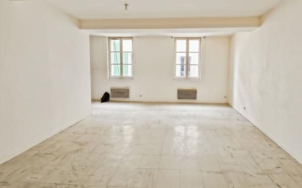 Appartement à vendre    2 pièces • 48,30 m2 Forcalquier