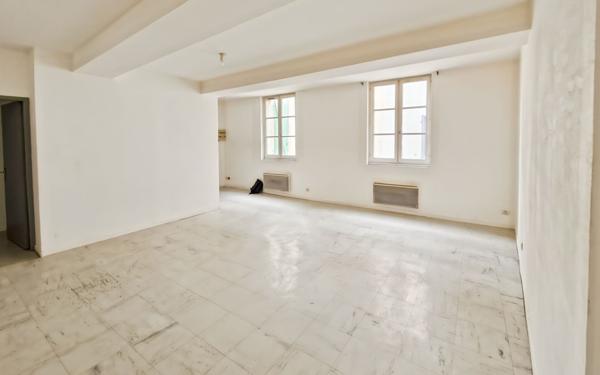 Appartement à vendre    2 pièces • 48,30 m2 Forcalquier