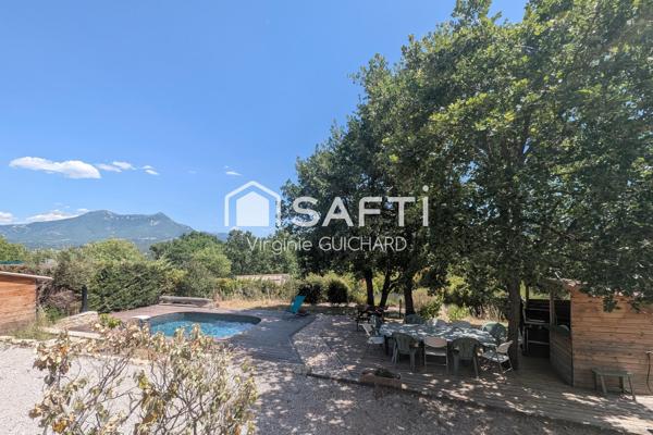 Villa d'architecte 136 m² AIGLUN (04)