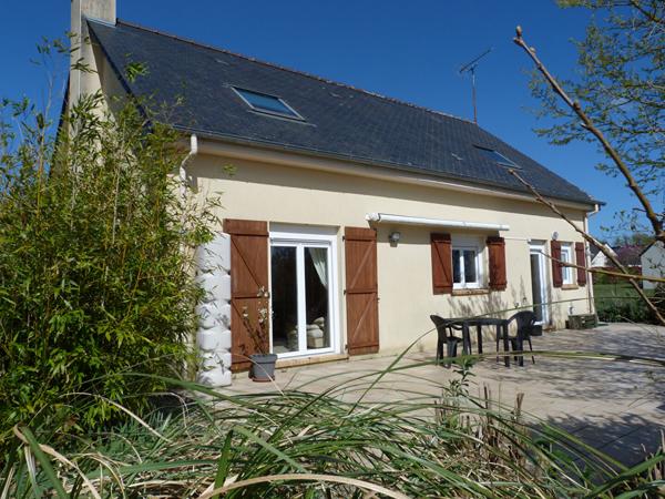 Pavillon - 3 chambres- grand jardin , Ombree d anjou Pavillon - 3 chambres- grand jardin , Ombree d anjou