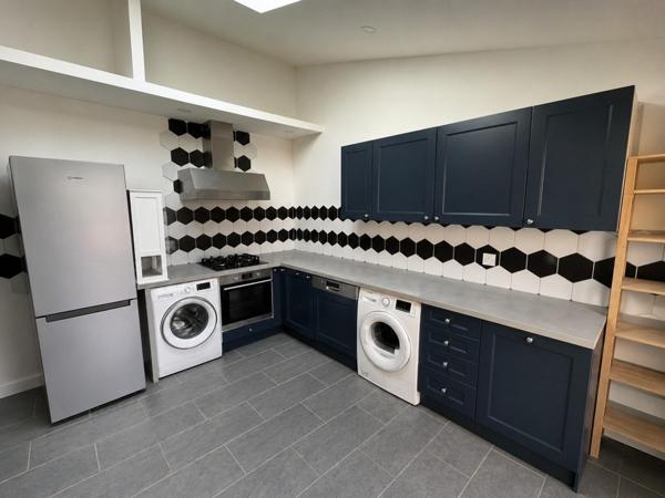 Maison à FOUGERES, 35300 - 5 pièces 94m²