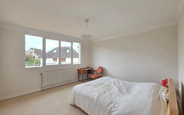 Maison à vendre    5 pièces •  Triel-sur-Seine