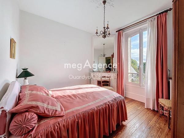 Maison à GARGENVILLE, 78440 - 9 pièces 165m²