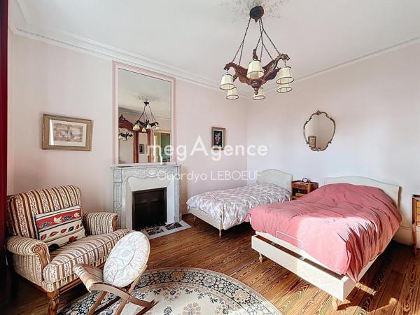 Maison à GARGENVILLE, 78440 - 9 pièces 165m²