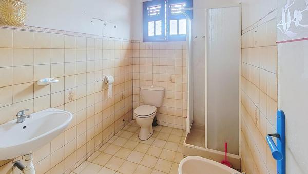 Maison T6  secteur Robert proche centre co. Océanis