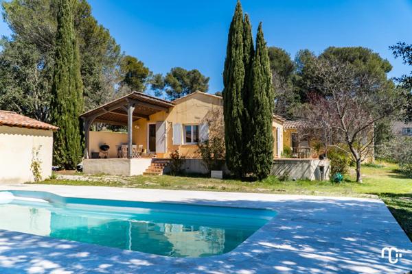 Location Villa 4 pièces 128 m2 à Pourrières
