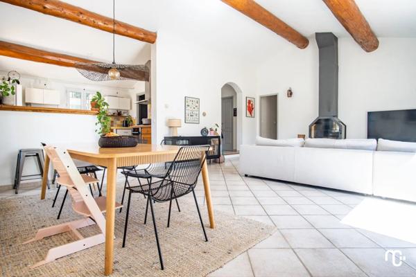 Location Villa 4 pièces 128 m2 à Pourrières