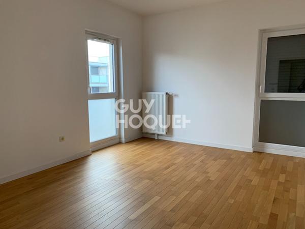 Appartement 4 pièce(s) de 103 m2 avec balcon