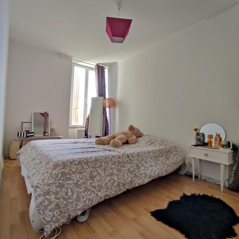 APPARTEMENT T3 - RIVE DROITE SAINTES