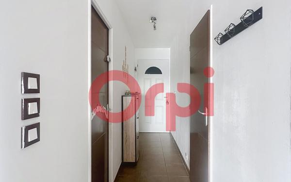 Maison à vendre    5 pièces •  Pia