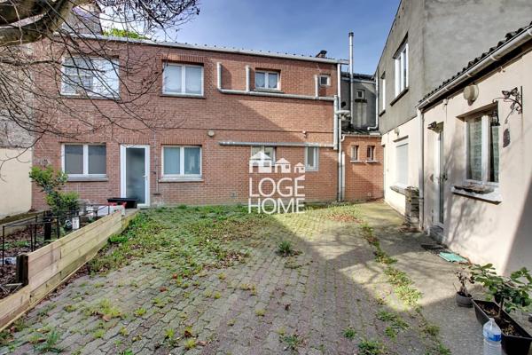 Exclusivité logéhome : immeuble avec 5 appartements et garage 100m2 libre, proche gare