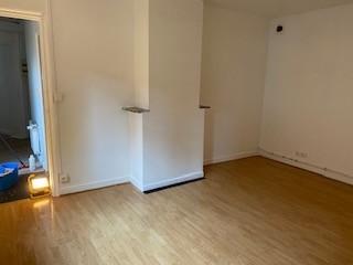 Exclusivité logéhome : immeuble avec 5 appartements et garage 100m2 libre, proche gare