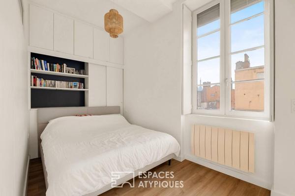 Appartement traversant rénové avec vue Fourvière