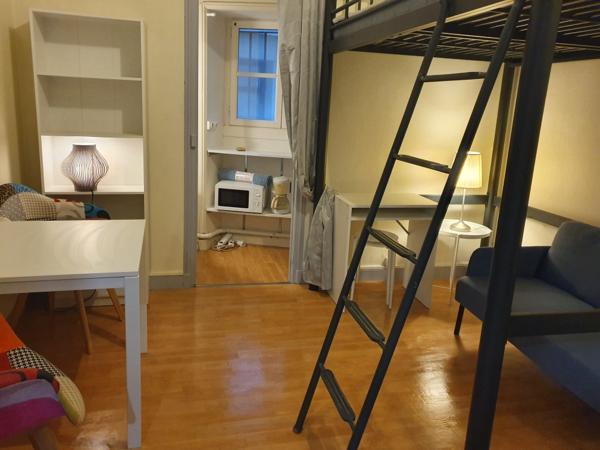 Studio,  
Nantes 44000