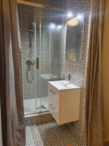 Studio,  
Nantes 44000