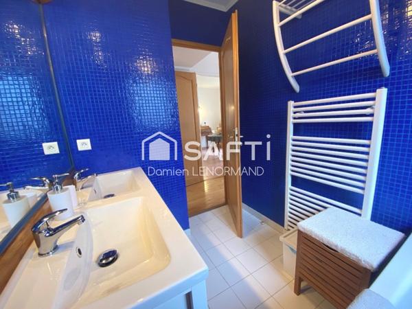 Maison plain pied  104m2 proche marché de Chéray