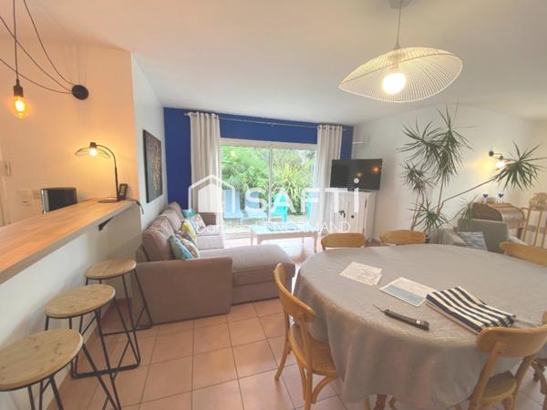 Maison plain pied  104m2 proche marché de Chéray