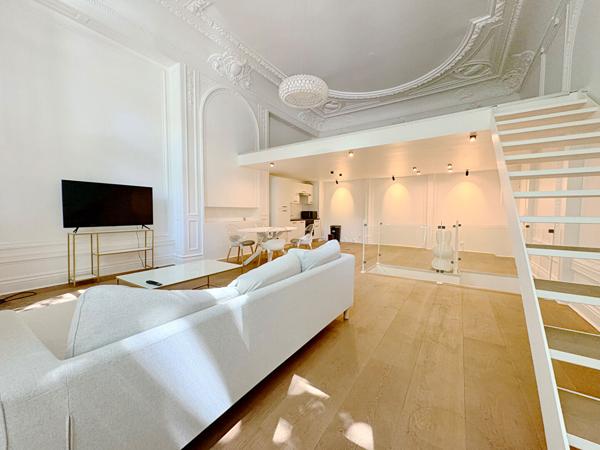 Lille Prox Square Foch Splendide appartement design de 112 m², 3 chambres, une salle de douche Lille Lille Prox Square Foch Splendide appartement design de 112 m², 3 chambres, une salle de douche Lille