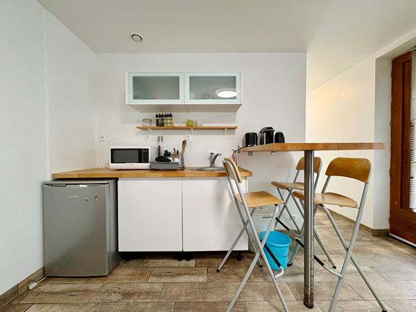 Vieux Lille Ste Catherine, Appartement Lille 2 pièces de 29 m2 entièrement rénové au sein de toute petite copropriété Lille Vieux Lille Ste Catherine, Appartement Lille 2 pièces de 29 m2 entièrement rénové au sein de toute petite copropriété Lille